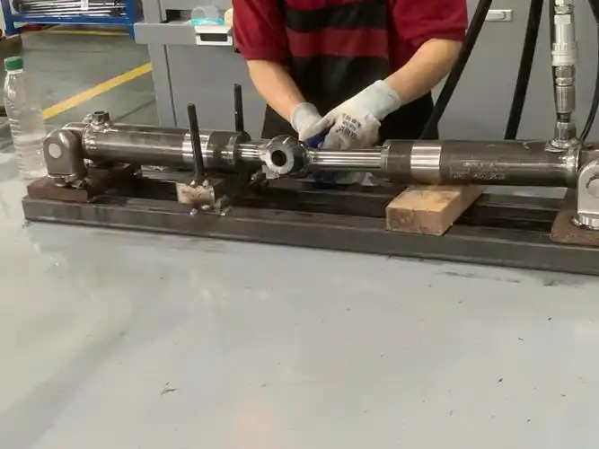 สิ่งที่ควรสังเกตเมื่อทำการแยกชิ้นส่วนกระบอกไฮดรอลิก?